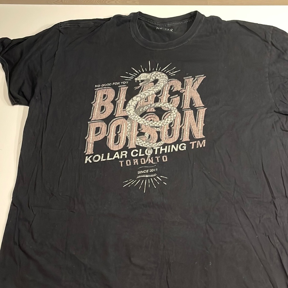 KOllAR GRAPHIC TEE